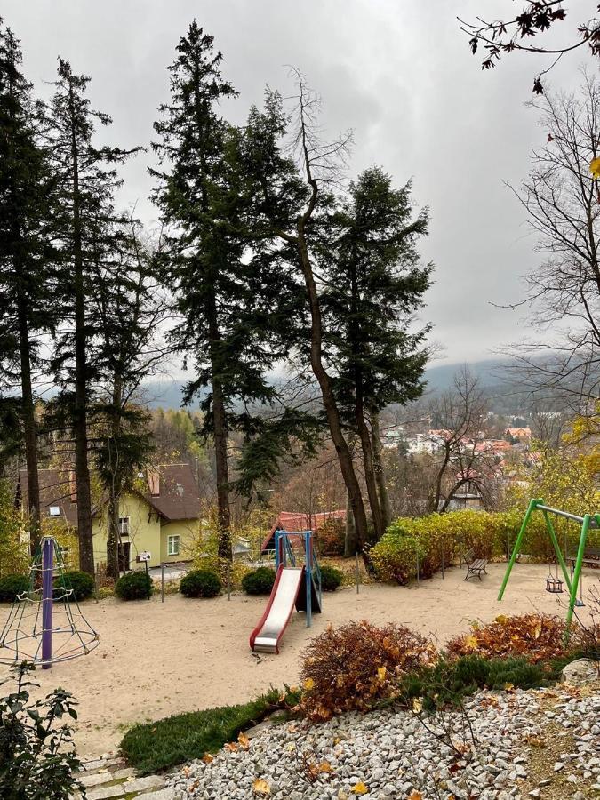 Trevilles Apartamenty Londyn シクラルスカ・ポレンバ エクステリア 写真
