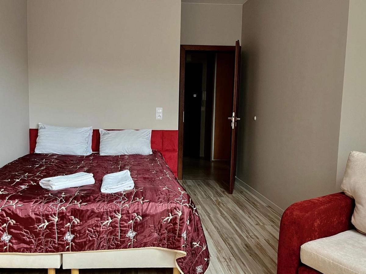 Trevilles Apartamenty Londyn シクラルスカ・ポレンバ エクステリア 写真